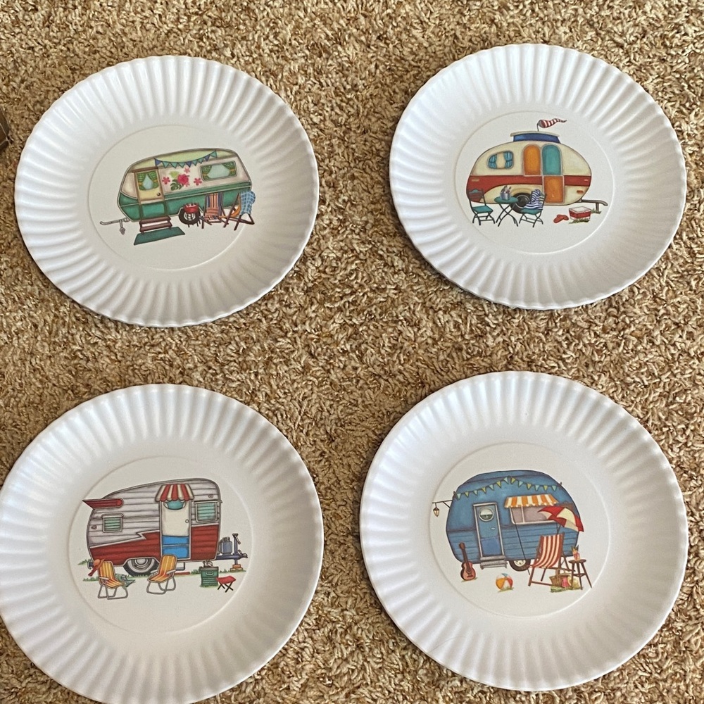Set of 4 Camper Design Plates